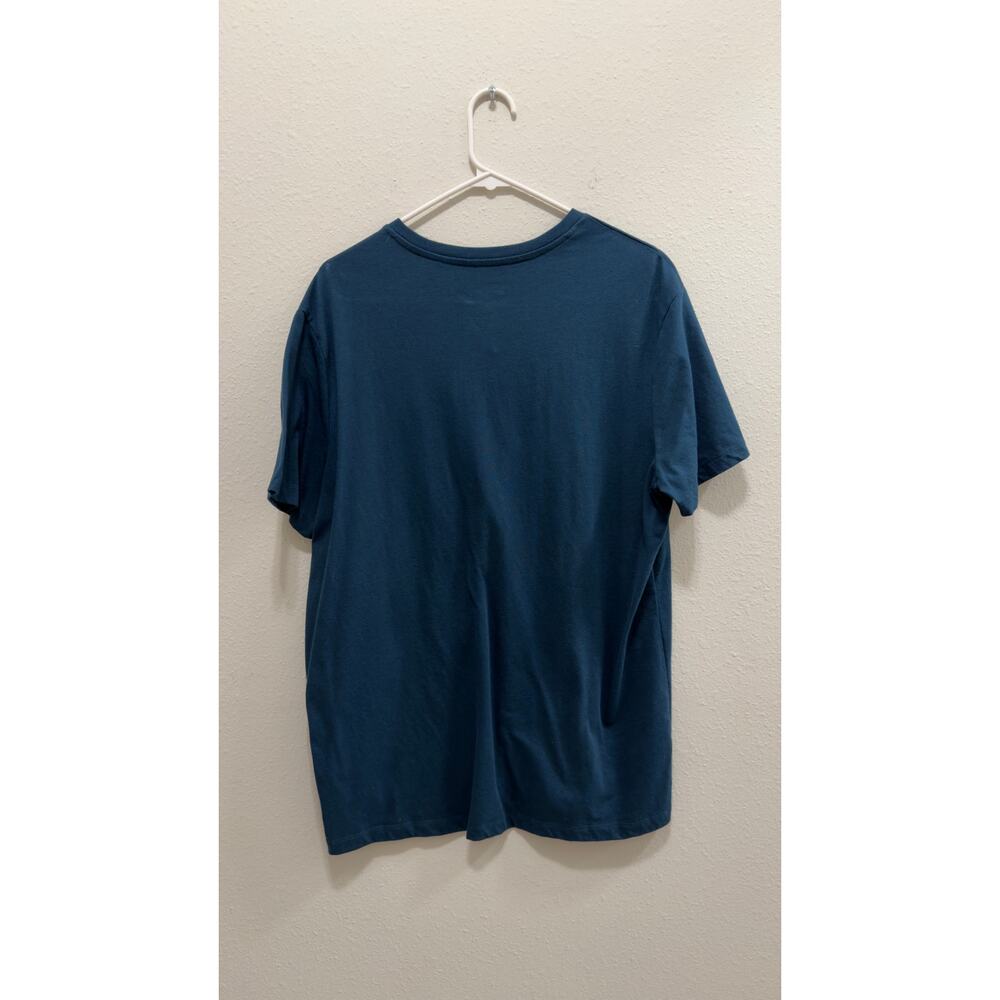 Goodfellow & Co. Men's Lyndale V-Neck T-Shirt 2-Pack Size Large Blue/Burgundy - Picture 4 of 8